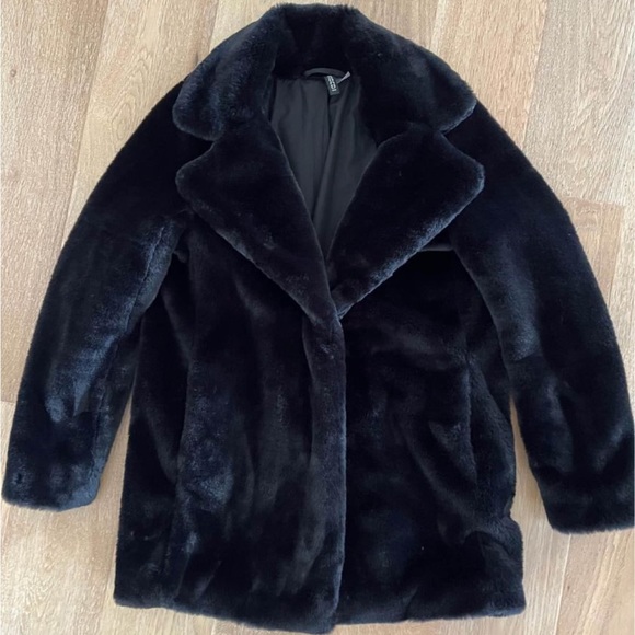 H&M faux fur jacket coat size XS
